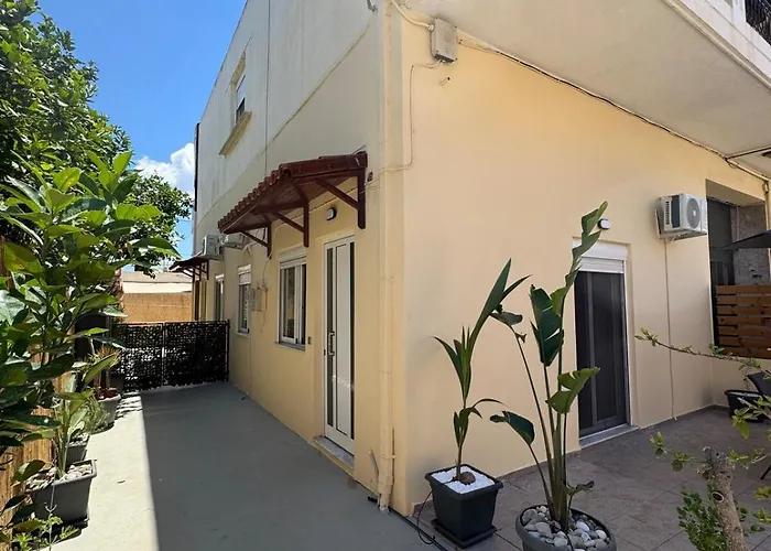 Unique 2 Apartment *